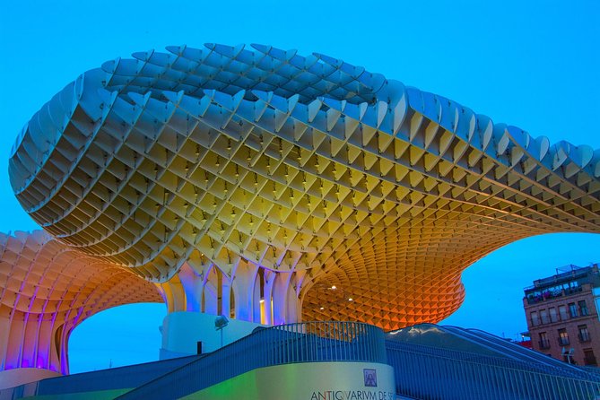 Private Transfer from Lisbon to Seville with 2 hours for sightseeing - Timing, entry fees, and planning your 2-hour stop