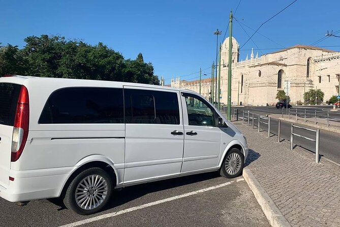 Private Transport from the Airport to the Center of Lisbon - Pricing and value: about $30 per person, what you’re really buying
