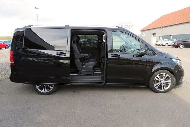 Private Transport Lisbon - Porto or Porto - Lisbon with 3 Stops - Private Lisbon to Porto with three stops, not a rushed bus ride