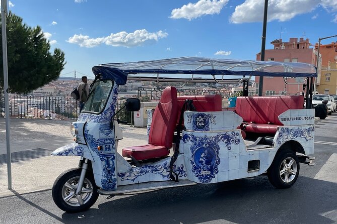 Private Tuk Tuk Tour in Lisbon 1H30 - Why a private tuk tuk beats the usual Lisbon shuffle