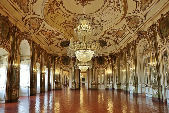 Queluz and Ajuda Palaces Private Tour, Lisbon´s forgotten history. - Queluz gardens and the Canal dos Azulejos tiled canal