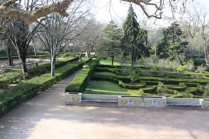 Queluz and Ajuda Palaces Private Tour, Lisbon´s forgotten history. - Ajuda National Palace: the unfinished masterpiece with the huge Throne Room