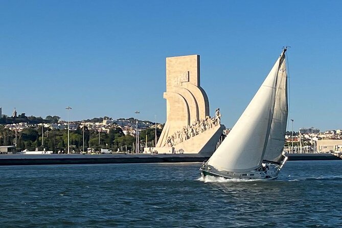 Romantic Sunset Sailing Experience in Lisbon - Wine, timing, and what you should realistically expect