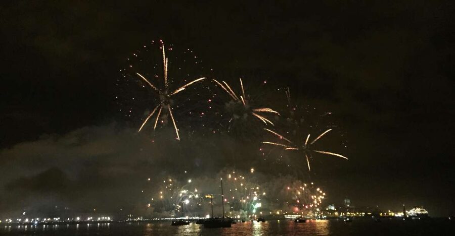 Sail into 2026: Lisbon Fireworks from the River - Key points to know before you go