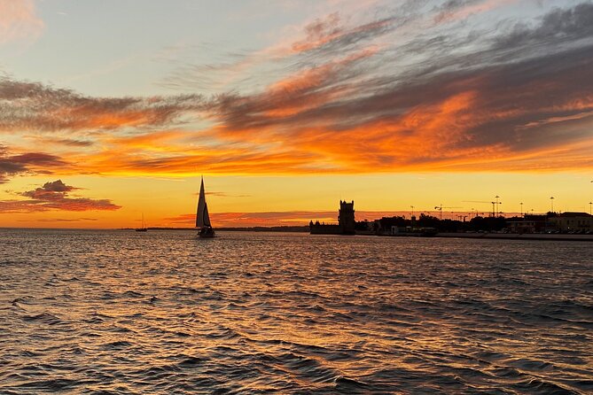 Sailing tour to the sunset in Lisbon - Lisbon Sunset Sailing: Why This 2-Hour Cruise Feels Like the Right Ending