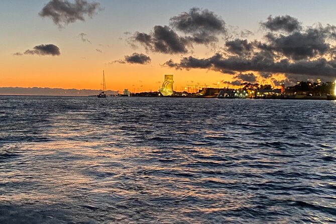 Sailing tour to the sunset in Lisbon - Jerónimos Monastery at Sunset: A UNESCO Landmark You Can Appreciate Without the Crowds
