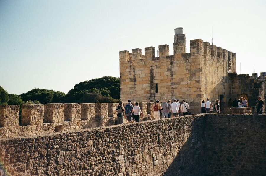 São Jorge Castle Skip-the-line Entry Ticket - Views over Lisbon and the Tagus River: best timing and pacing