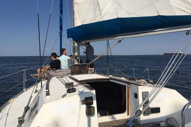 Seixal Sailing Cruise - Lunch in a typical restaurant - The 10:00 departure and the meeting point that sets the tone