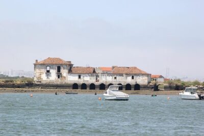Seixal Sailing Cruise – Lunch in a typical restaurant