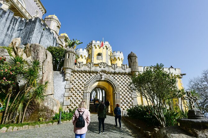 Sintra and Cascais Full Day Private Tour from Lisbon - Price and value: what $318.59 buys (and what you must add)