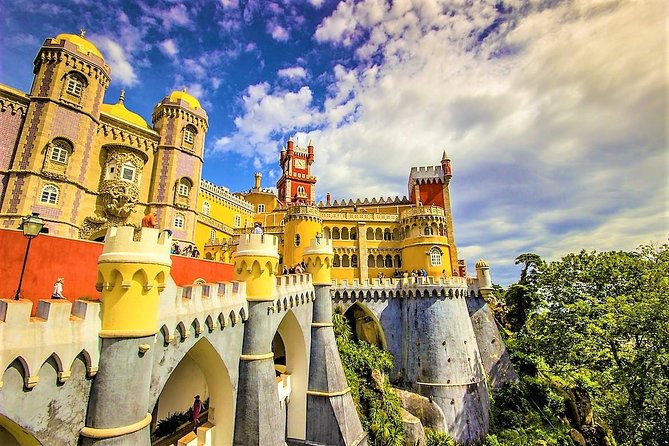 Sintra and Cascais Villages Private Luxury Tour - Cabo da Roca: the quick stop that earns its time
