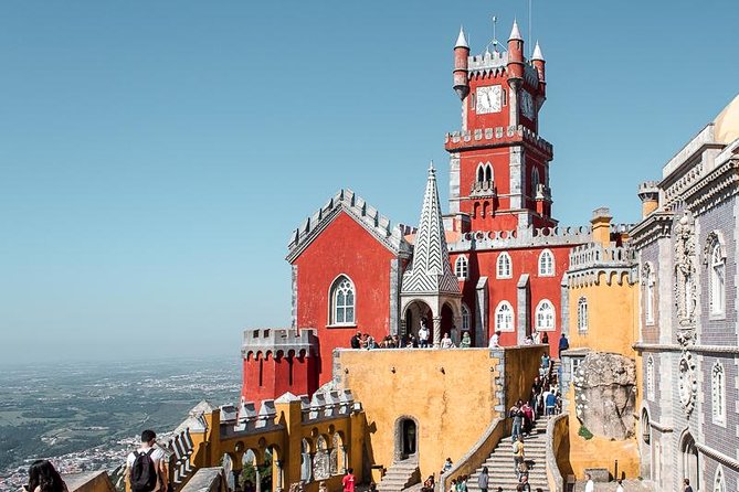 Sintra & Cascais Day Tour with Pena Palace Entry and Gardens Walk - Guides Matter Here, and the Day Shows It