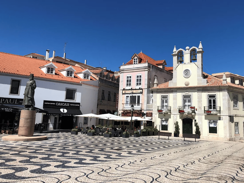 Sintra Magic & Coastal Wonders: Private Day Trip from Lisbon - Pena Palace Gardens: where the views cool down the whole day