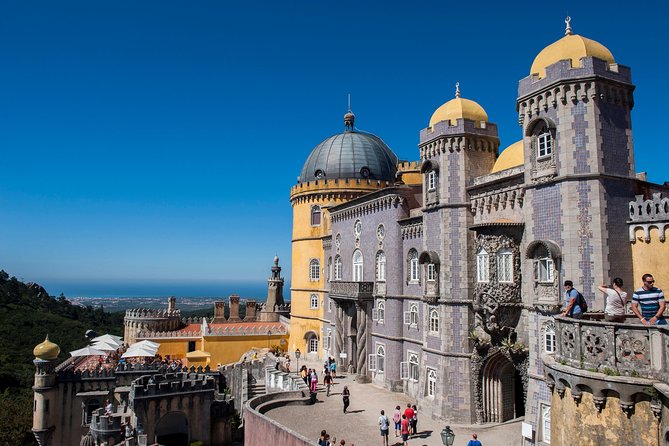 Sintra Palaces Private Tour with Pena Palace and Quinta da Regaleira - Quinta da Regaleira: a self-led mystery circuit with directions