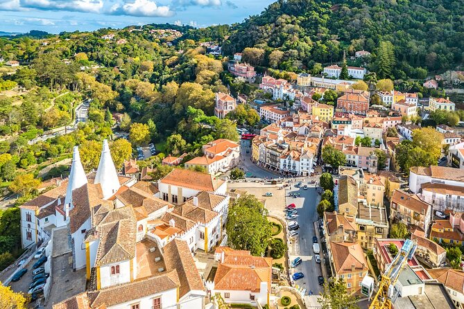 Sintra, Pena Palace, Cape Roca & Cascais Small-Group Tour - Cascais for About an Hour: From Fishing Town to Coastal Comfort