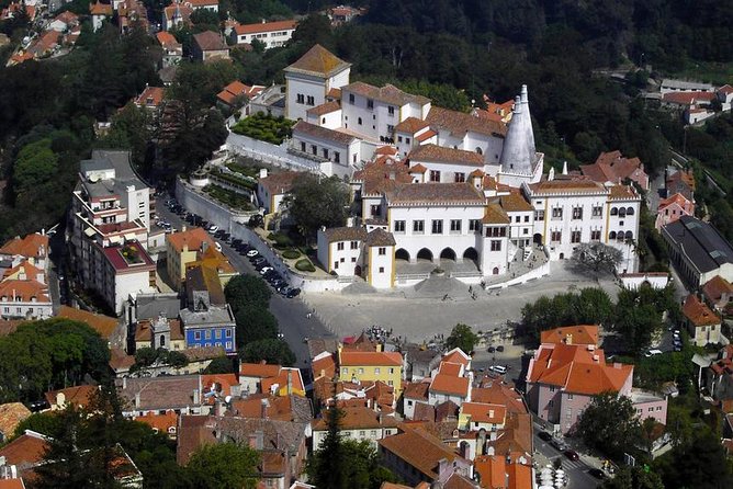 Sintra Private Personalized Half-Day Experience - Park and National Palace of Pena: the main event with the biggest timing risk
