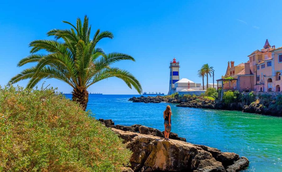 Sintra Small Group: Pena Palace, Moorish Castle & Cascais - Castle of the Moors: ancient walls with a guide-led route up top