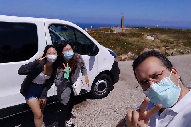 Sintra Small-Group Tour: Let the Fairy Tale Begin with Pick Up - Sintra historic center and the best use of your lunch break
