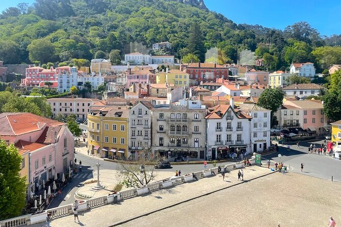 Sintra Tour from Lisbon - Entrances included - Hard Rock Cafe pickup and a comfortable ride out of Lisbon