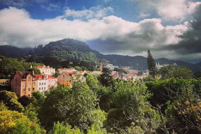 Sintra with a Local - HALF DAY -Pena & Regaleira & Cabo da Roca - From Lisbon to Sintra: how the morning is set up