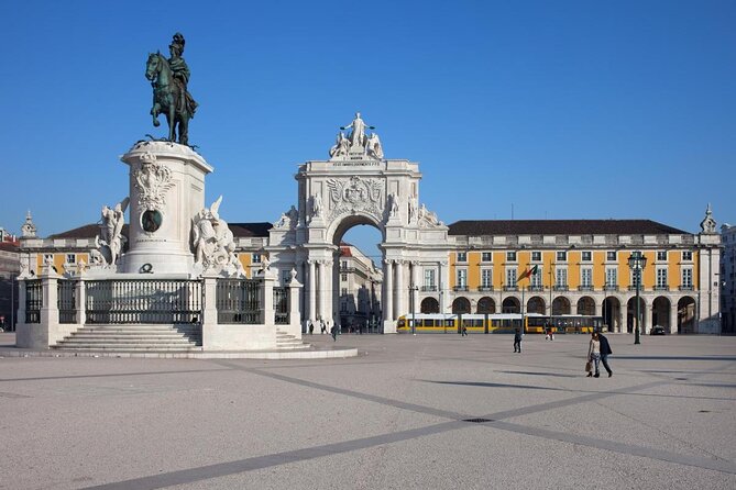 Small group Lisbon Walking Tour - Key Highlights You’ll Notice Right Away