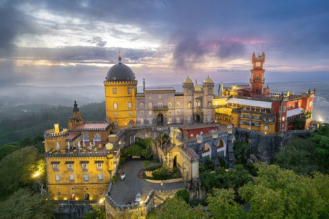 Small Group Pena Palace, Sintra, Regaleira and Cascais - Sintra Old Town and Piriquita Pastry Stop for a Real Walking Break