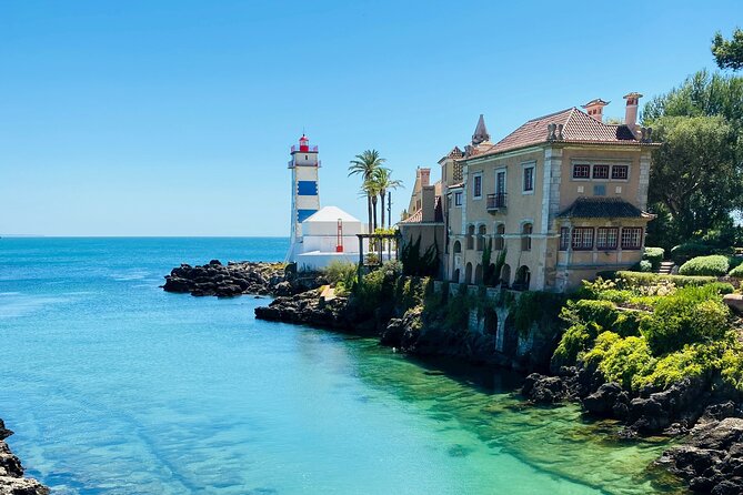 Small Group Pena Palace, Sintra, Regaleira and Cascais - Cascais Centro Histórico: Lunch Time, Beach Views, and Fish Town Energy