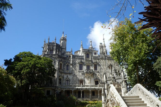 Small Group Pena Palace, Sintra, Regaleira and Cascais - Comfort, Timing, and What to Pack for a Hilly Day