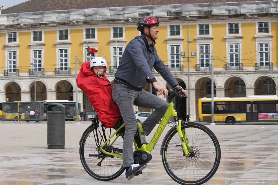 South Lisbon: 3-Hour Christ the King Electric Bike Tour - Casa da Cerca Botanic Gardens: A Coffee Break That Keeps the Day Human
