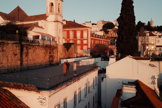 Sunrise Walking Tour: Lisbon Before the Crowds - Avenida da Liberdade breakfast: pastéis de nata and coffee in the middle of your trip