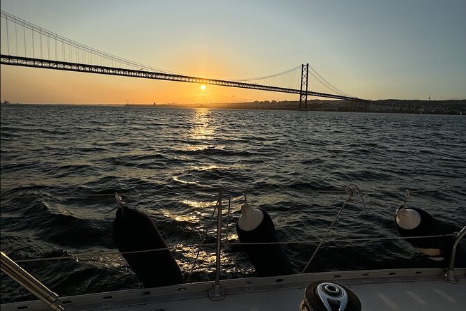 Sunset sailboat tour in Lisbon with green wine - Price and what you actually get for $48.27