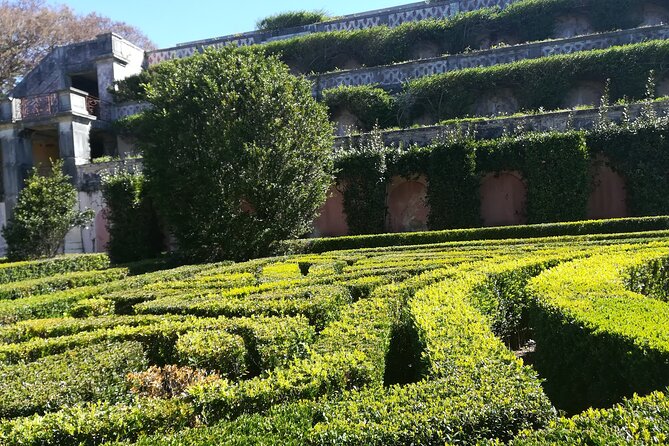 Tagus River Heritage and Traditional Lunch Bicycle Tour - Jardins da Quinta Real de Caxias: a baroque break you can actually breathe in