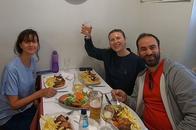 Tagus River Heritage and Traditional Lunch Bicycle Tour - Lunch on the Lisbon Coast: what you get, and how to make it work for you