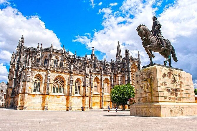 Take Battle Alcobaça and Óbidos The Templar and Medieval Legacy - Key highlights worth waking up for