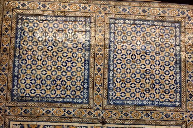 The Portuguese Tiles - Stop 2: Convento de São Pedro de Alcântara, the blue-and-white beginnings
