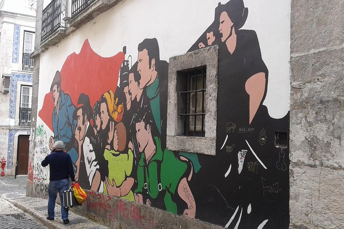 The Real Lisbon Street Art Private Guided Tour by Minivan - Price and value: what $498.10 really buys