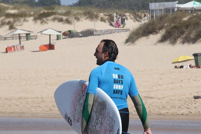 The Surf Instructor in Costa da Caparica - Instructor Coaching With a 1-to-5 Ratio: Names to Watch For