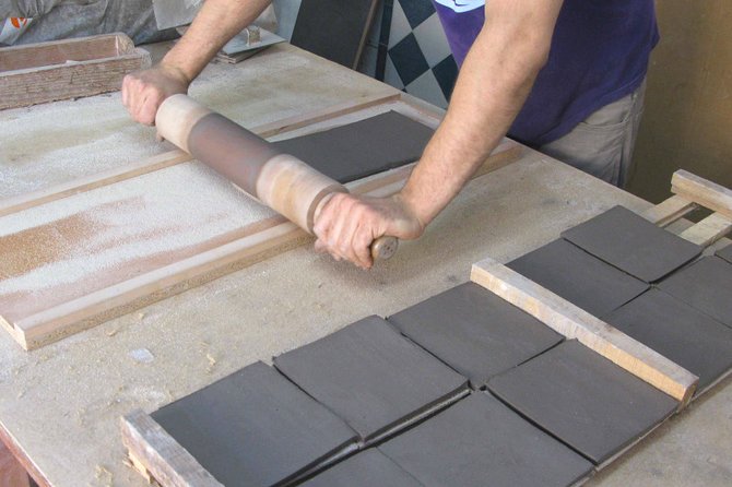 Tiles and Tales: Workshop and National Tile Museum Visit - Lunch in Sesimbra or Lisbon: Pick the Break That Fits Your Mood