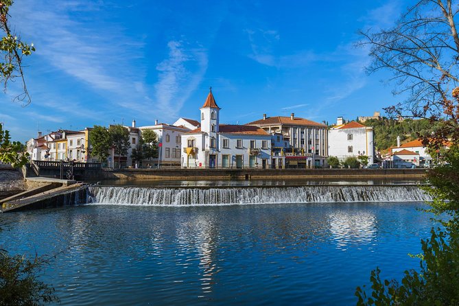 Tomar, Alcobaça and Batalha - 3 Unesco Heritage Sites - Private - Batalha Monastery, royal Gothic built for memory