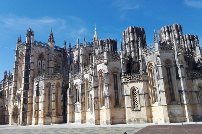 Tomar, Batalha and Alcobaça - UNESCO private guided tour - Three UNESCO Monuments In One Long-Day Plan