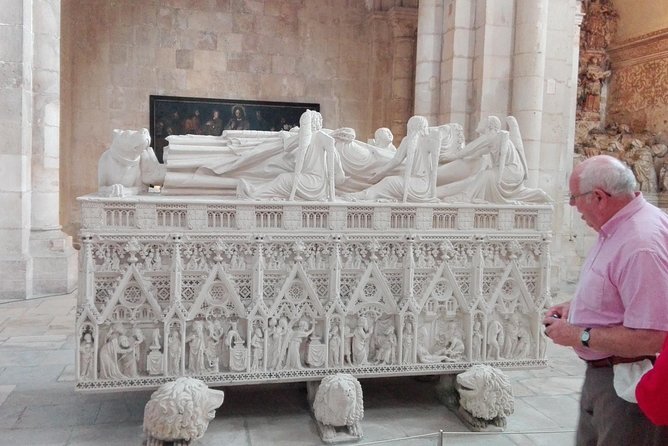 Tomar, Batalha and Alcobaça - UNESCO private guided tour - Guide Style, Storytelling, and Photo-Friendly Stops
