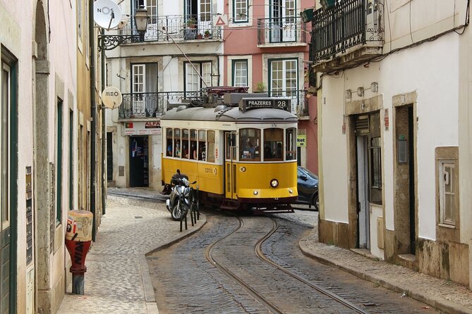 Tour of Lisbon - Stop 7: Igreja de São Roque, a quick church break that pays off