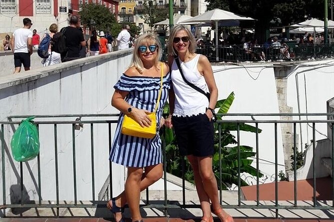 Tour of Lisbon in a Private Tour - Hotel pickup and an 8-hour route that avoids the headache