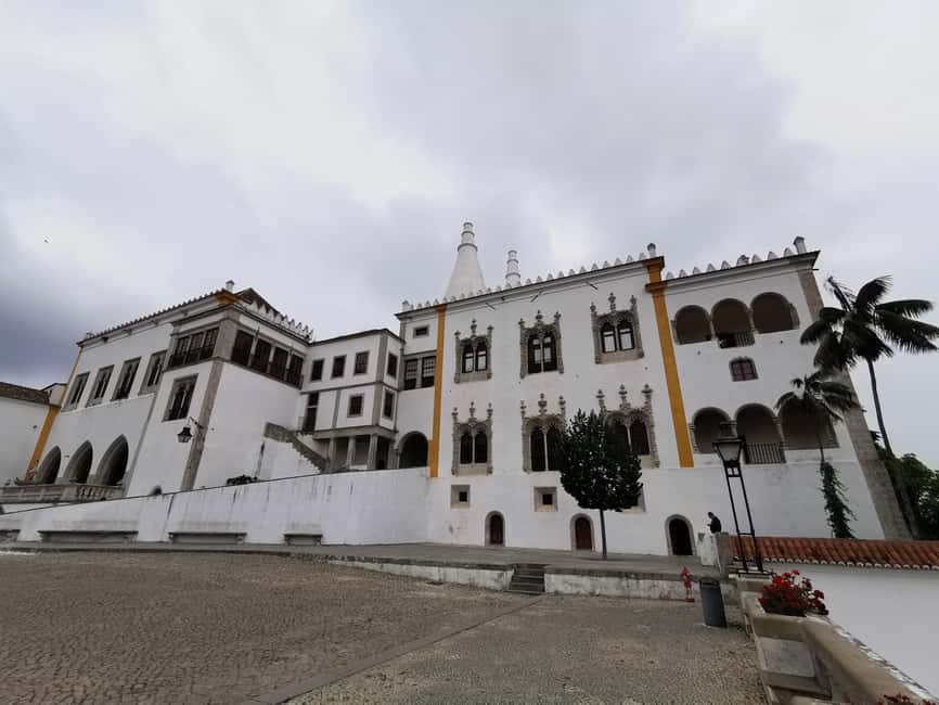 Tour to Sintra Cabo da Roca and Cascais Half Day - A 4-Hour Private Route That Gets You From Old-World Streets to Atlantic Cliffs
