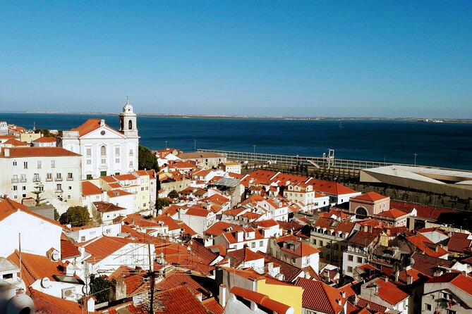 Tour Tuk Tuk Lisbon-Belem 4 H Free Pick-up - Senhora do Monte and the Hermitage: the legend of the chair