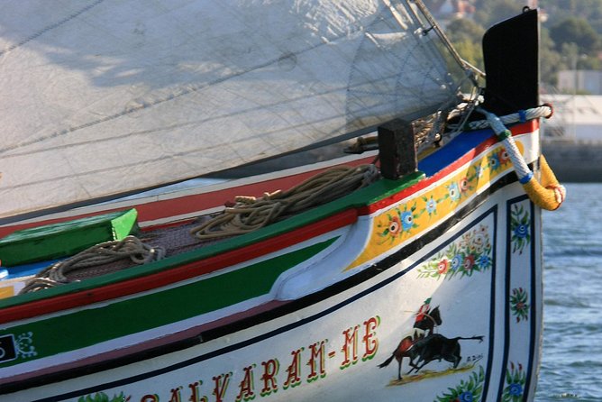 Traditional Lisbon Boat Experience - Exclusive - Ribeira das Naus and the Age of Discoveries Feeling Up Close