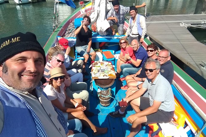 Traditional Lisbon Boat Experience - Exclusive - The Cais das Colunas Stop and a Simple Photo Break