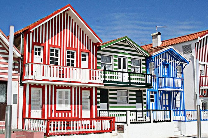 Transfer from Lisbon to Porto with visits on the way - Óbidos village: medieval walls, Óbidos Castle, and the ginjinha moment