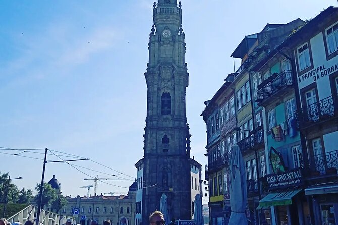 Transport Lisbon/Porto Porto/Lisbon with 2 optional stops - Private Porto to Lisbon, the Easiest Way to Travel Between Them