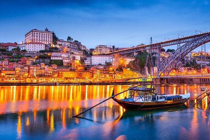 Transport Lisbon/Porto Porto/Lisbon with 2 optional stops - Pickup and Mobile Ticket, So You Can Actually Relax